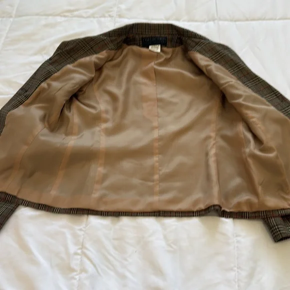 Harve Benard Collection Plaid 100% Wool Fully lined. Blazer Sz 6P - Picture 10 of 10